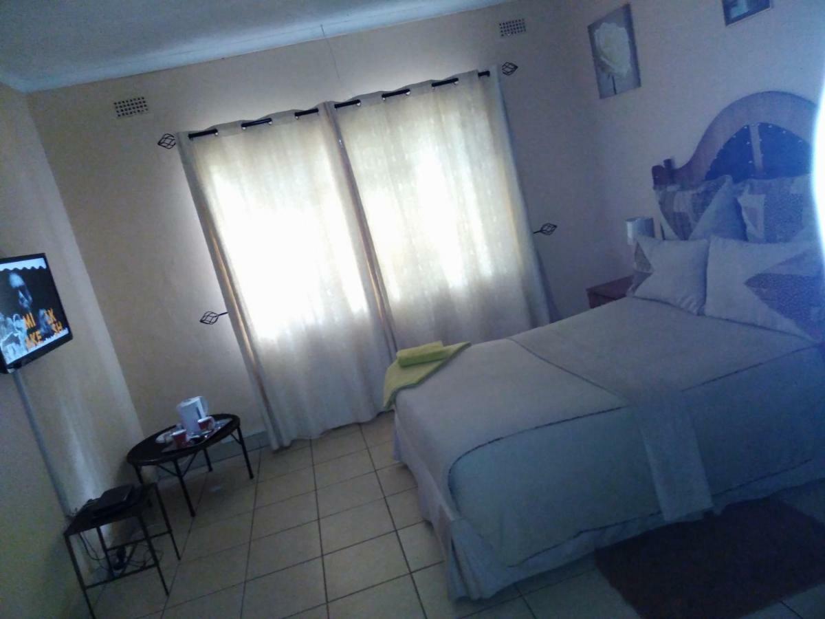The Crown Inn Guest House Northwood Εξωτερικό φωτογραφία